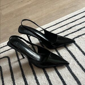 Chic Black Patent Slingback Heels